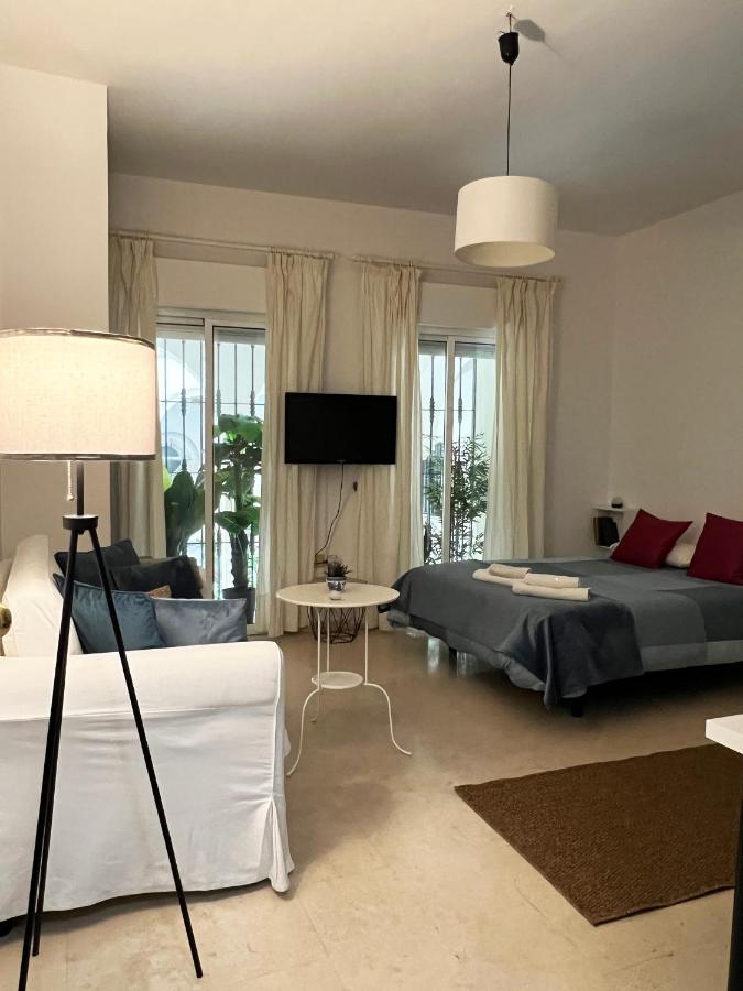 Estudio Suite San Vicente - Aloha Sevilla Exterior photo