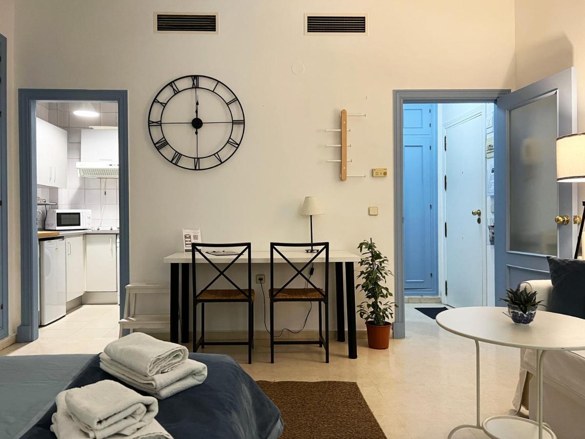 Estudio Suite San Vicente - Aloha Sevilla Exterior photo